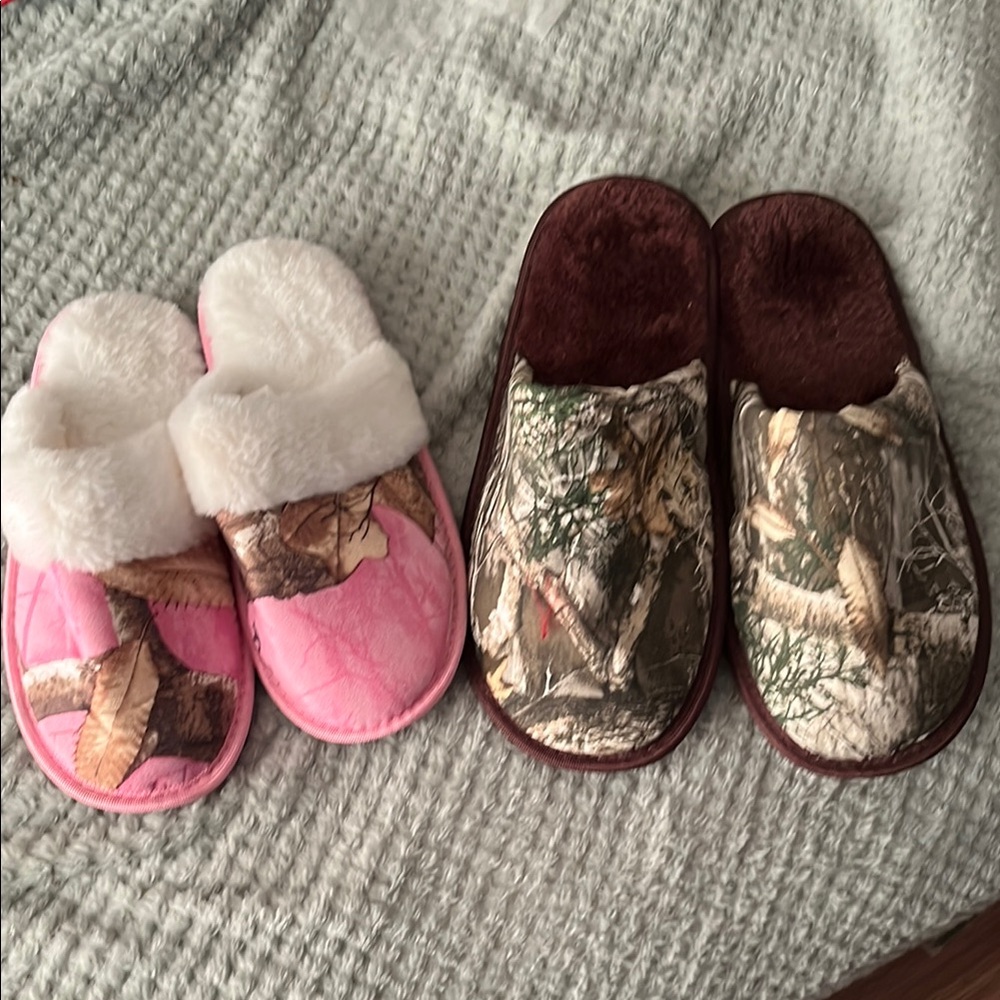 Camo and Pink Slippers Set